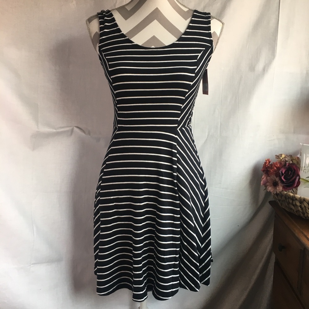 Mossimo Black/White Striped Fit&Flare Dress Sz XS